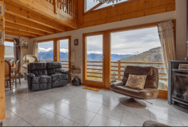 Beau chalet avec vue panoramique