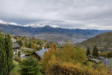 Beau chalet avec vue panoramique